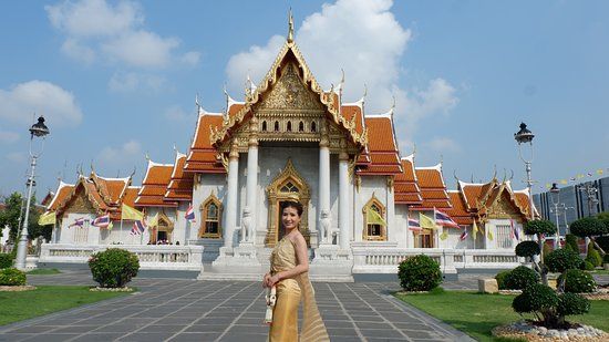 Traditional Thai Costume for rent